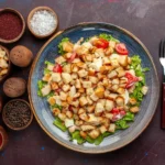 Салат с сухариками